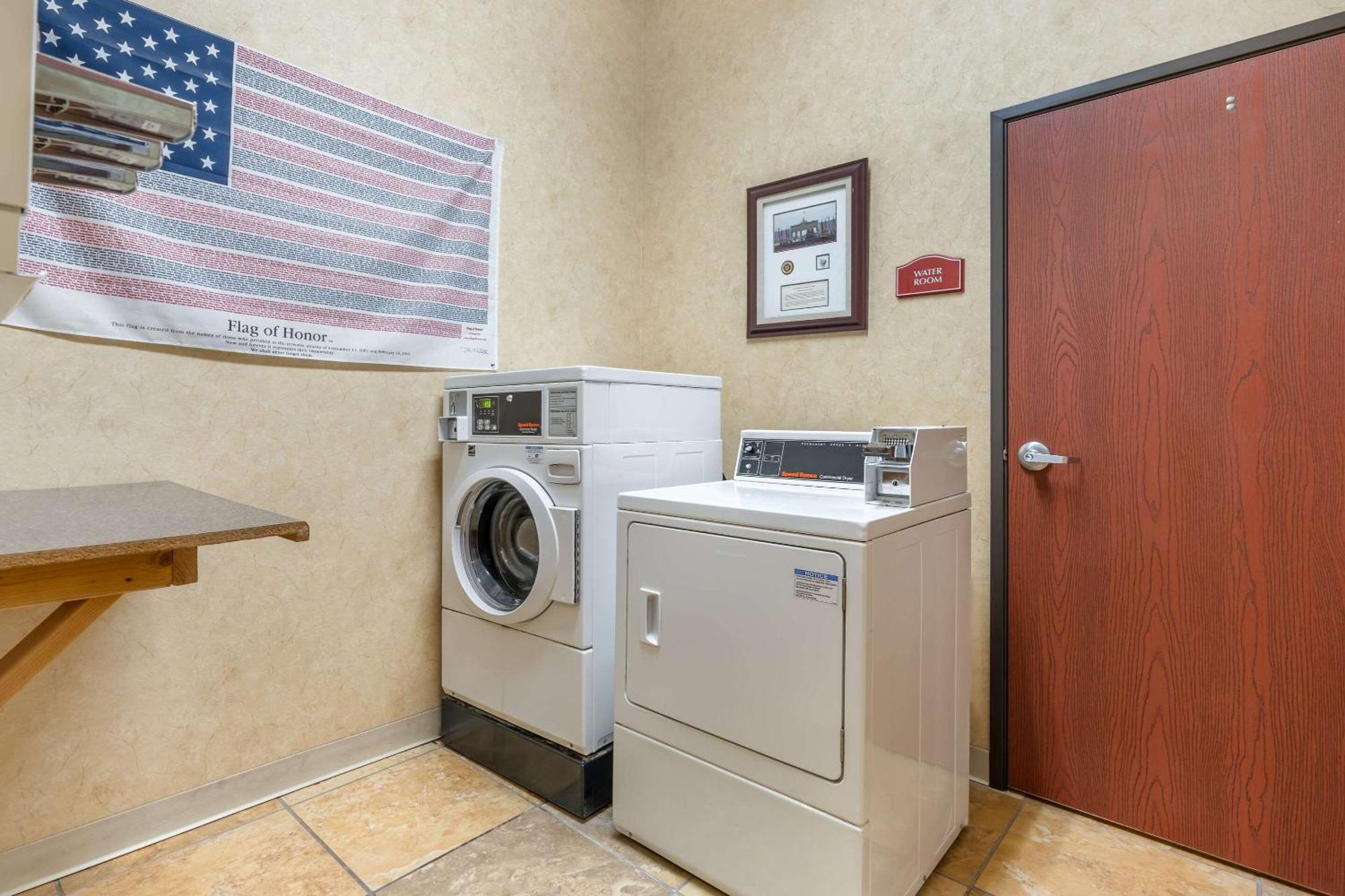 Comfort Suites Gallup East Route 66 And I-40 Esterno foto